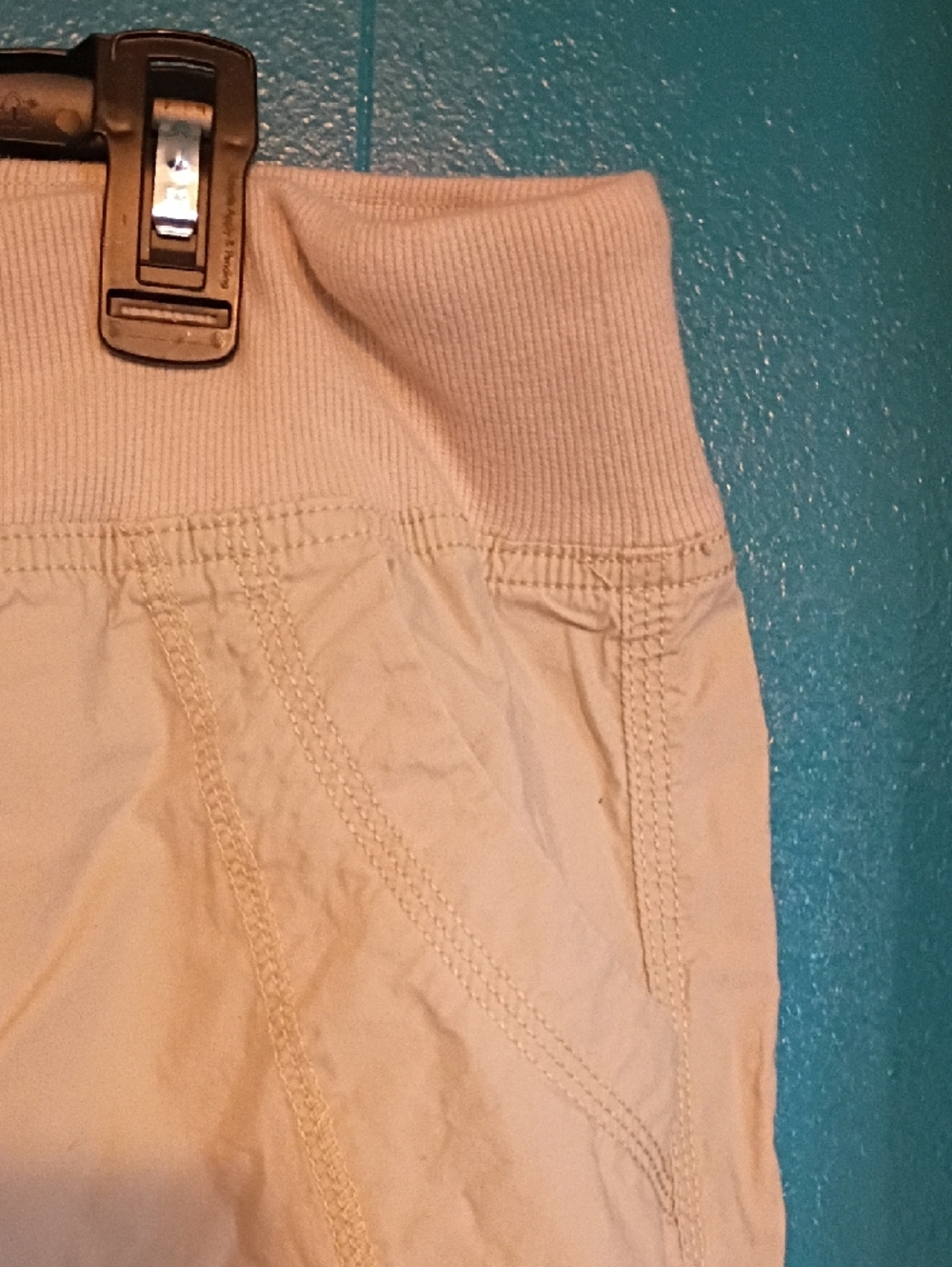 Calvin Klein Beige Cargo Capris - Picture 6 of 13